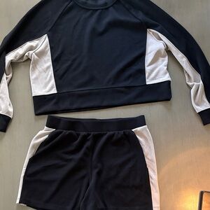 Danskin Black and Cream Athletic Top